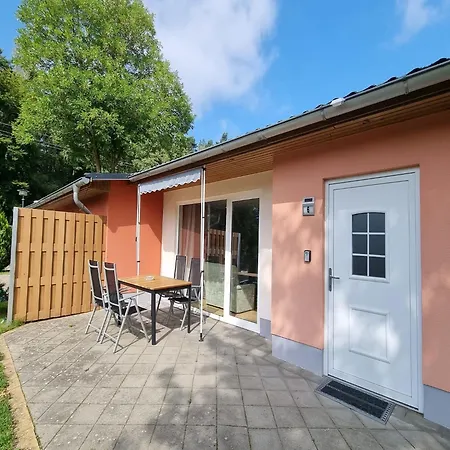Tatil Evi Reihenhaus Mit Terrasse Am Gross Labenzer Klein Labenz