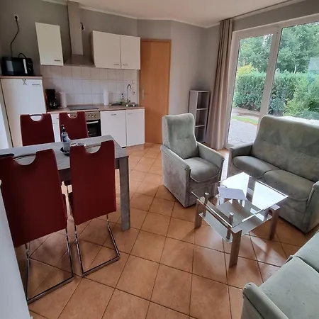 Reihenhaus Mit Terrasse Am Gross Labenzer Tatil Evi Klein Labenz