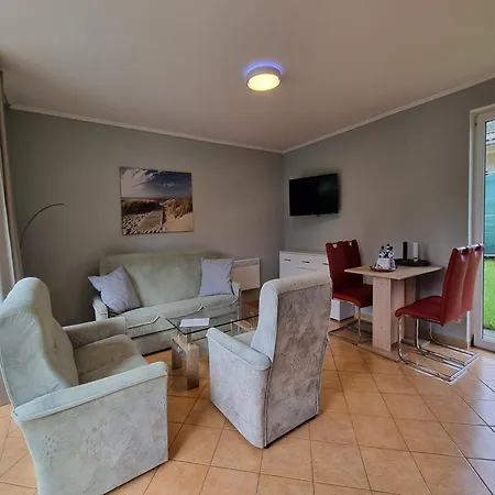 Tatil Evi Reihenhaus Mit Terrasse Am Gross Labenzer *